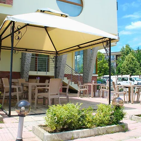 M2 Приморско